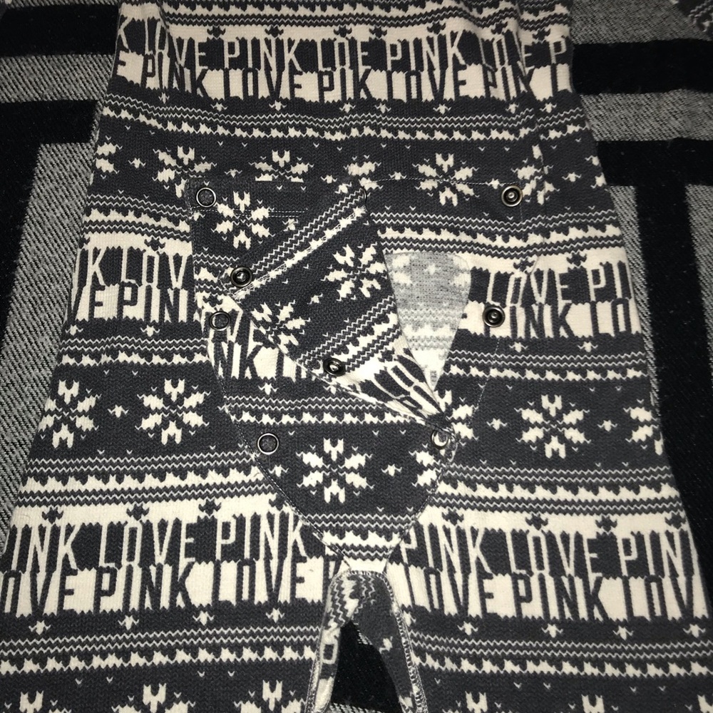 🆚 💕PINK 🎄❄️🎁 Christmas Onesie 🎁❄️🎄 - Picture 8 of 8